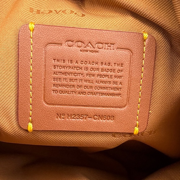 Coach Essential Pouch 28 Cosmic Collection Space Rexy Ivory | Like New - Picture 6 of 6